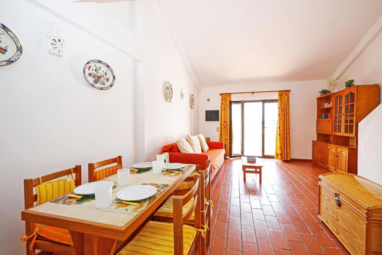 B71 - Pipa's House In *